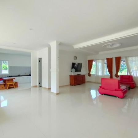 Villa Puncak Resort Gunung Agung Cikundul Exterior photo